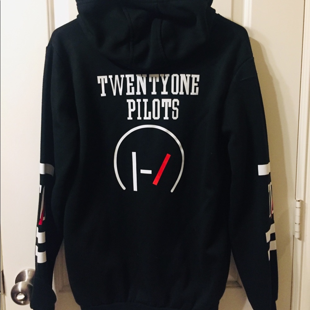 Twenty One Pilots merchandise sweatshirt black